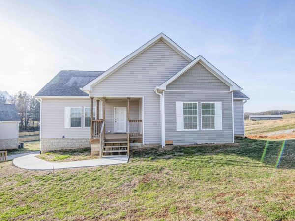 185 Waters Edge Drive, Spring City, TN 37381