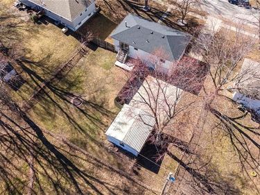 120 N 1st Street, Blue Springs, MO 64014