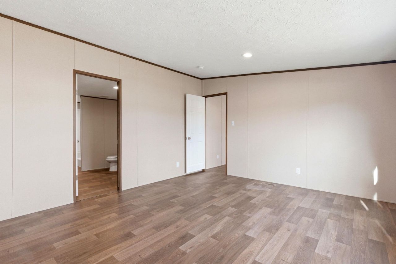 105 G P Smith Ave.  Photo 10