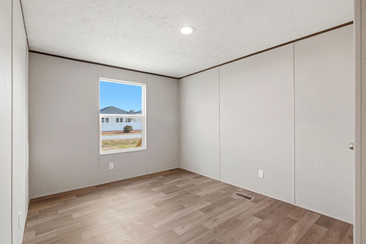 105 G P Smith Ave.  Photo 29