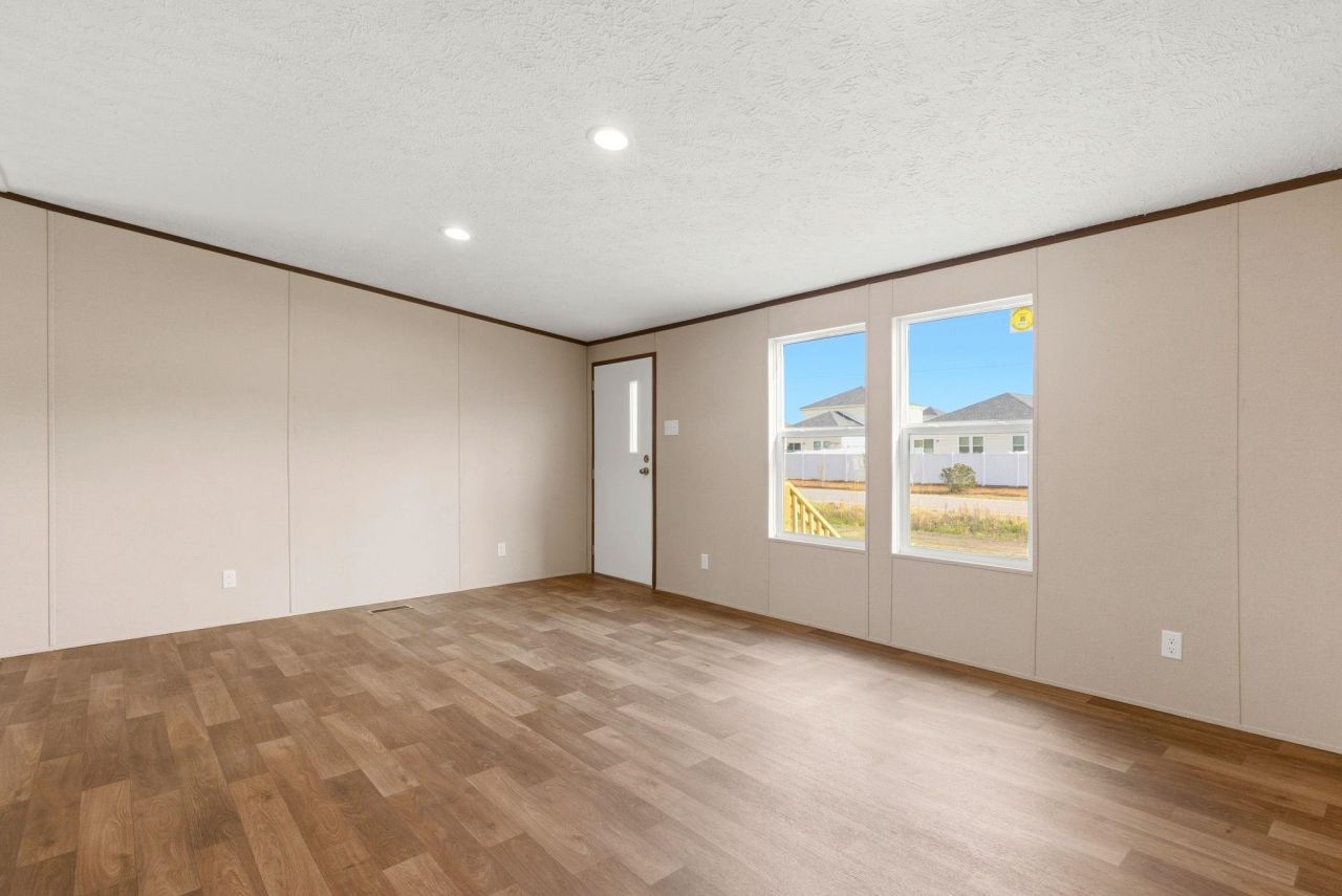 105 G P Smith Ave.  Photo 6