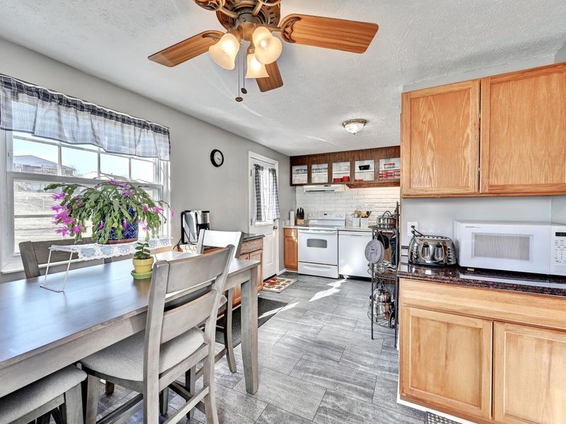 6 Hideaway Drive, Covington, KY 41017 Photo 3