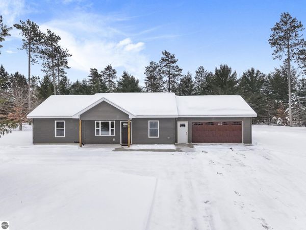 3494 Gleaner Hall Road, Kingsley, MI 49649