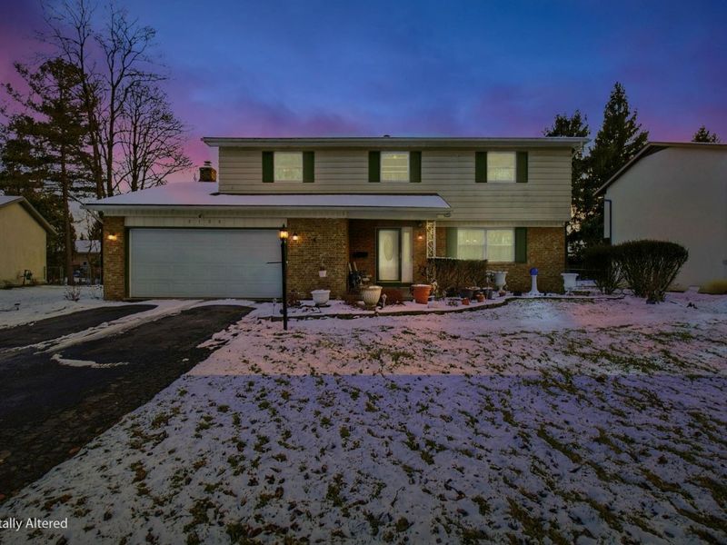 2125 Keltonshire Avenue, Columbus, OH 43229 Photo 2