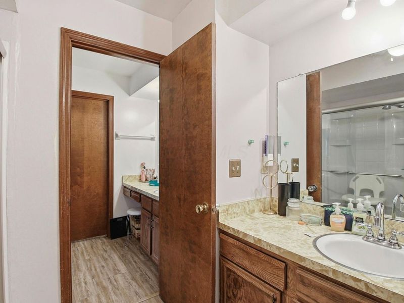 2125 Keltonshire Avenue, Columbus, OH 43229 Photo 23