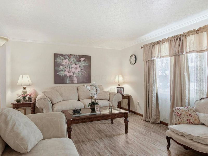 2125 Keltonshire Avenue, Columbus, OH 43229 Photo 5