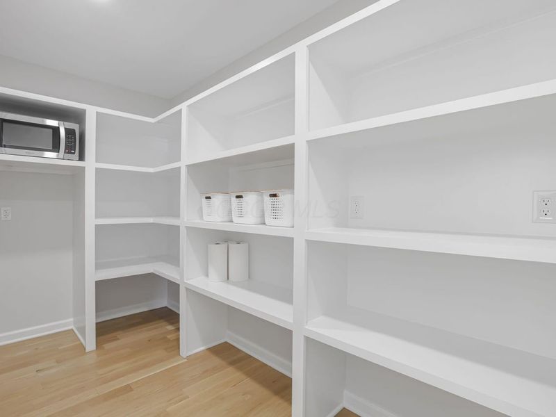 5699 Feldon Court NW, Carroll, OH 43112 Photo 10