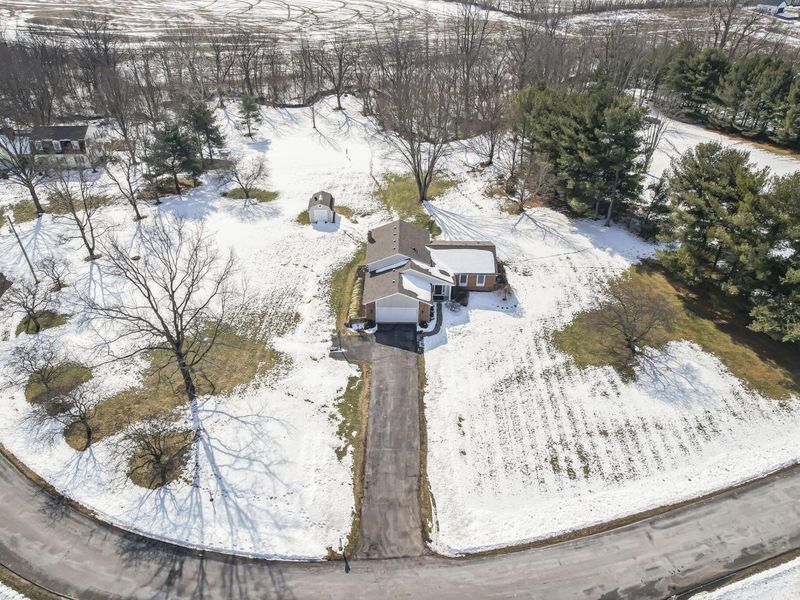 5699 Feldon Court NW, Carroll, OH 43112 Photo 23