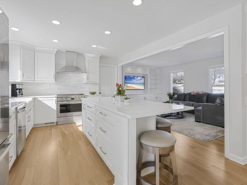 5699 Feldon Court NW, Carroll, OH 43112 Photo 4