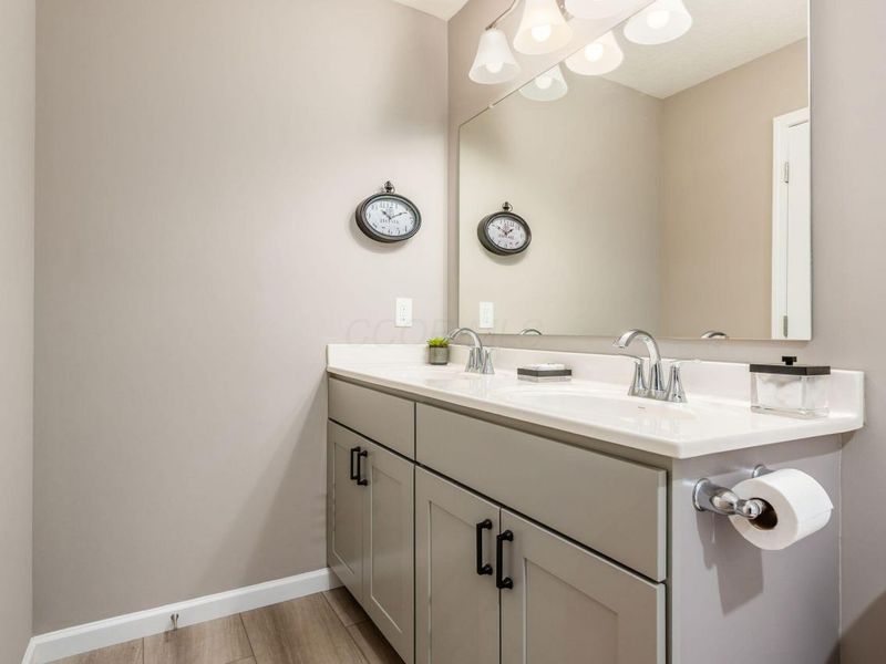 1 Hemingway Avenue , Ashville, OH 43103 Photo 24