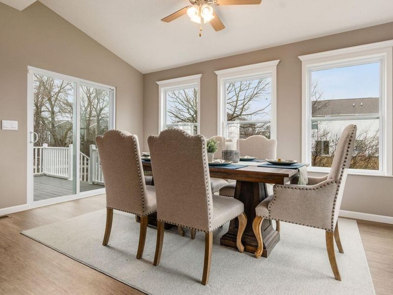 1 Hemingway Avenue , Ashville, OH 43103 Photo 9