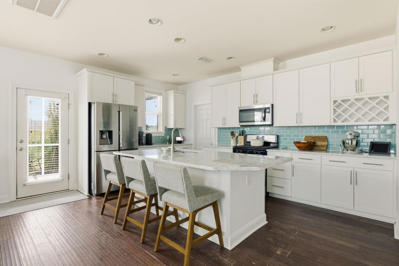 3065 Grand Bay Lane Photo 6