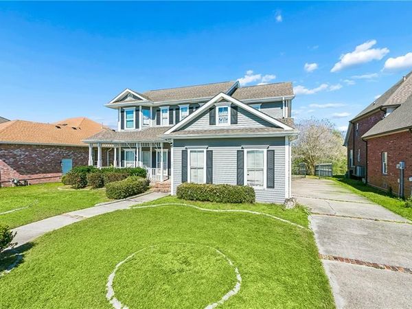 140 PINEHURST Court , New Orleans, LA 70128