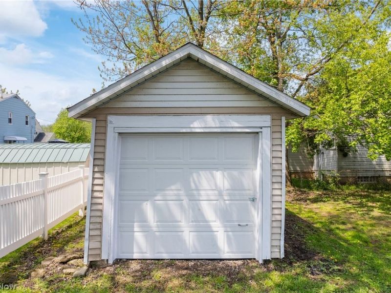 1210 17th Street NE, Canton, OH 44705 Photo 32