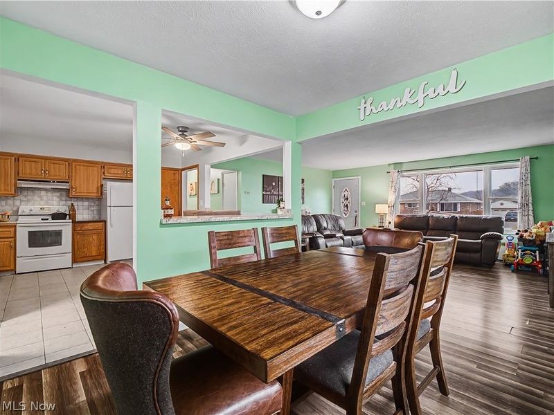 6886 Lynett Drive, Parma, OH 44129 Photo 13