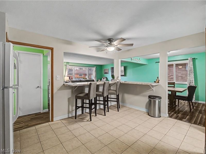 6886 Lynett Drive, Parma, OH 44129 Photo 16