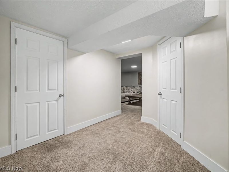 6886 Lynett Drive, Parma, OH 44129 Photo 25