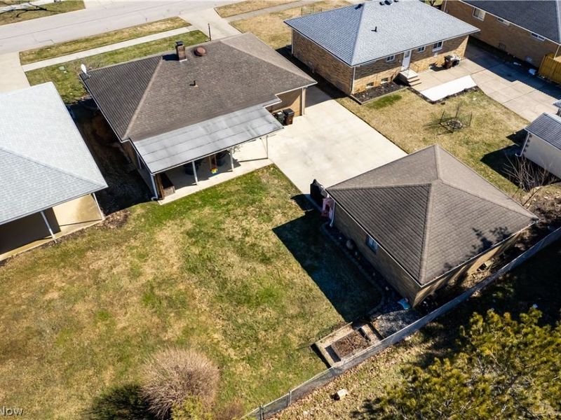 6886 Lynett Drive, Parma, OH 44129 Photo 32