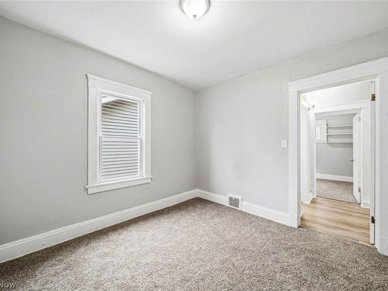 9512 Parkview Avenue , Cleveland, OH 44104 Photo 18