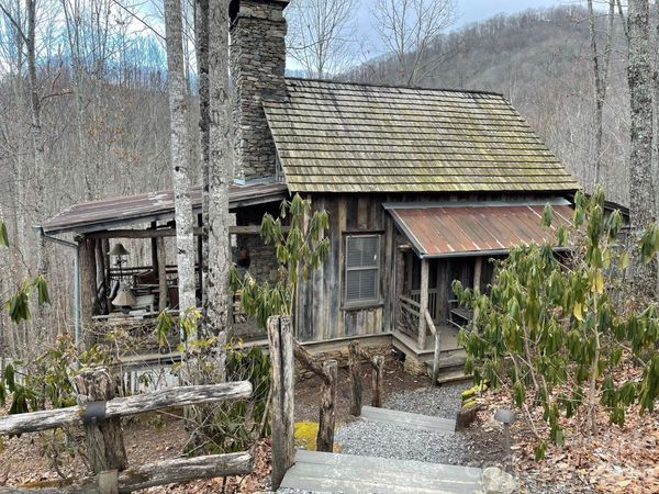 139 (#15) Boarding House Way, Unit 115, Sylva, NC 28779