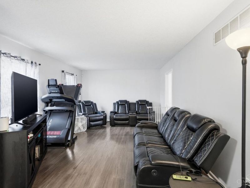 868 Greenwood Lane, Trenton, OH 45067 Photo 6