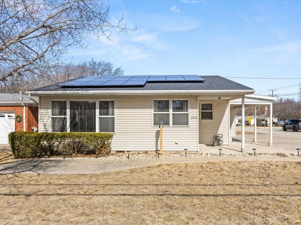 1002 N Oakley Avenue , Streator, IL 61364