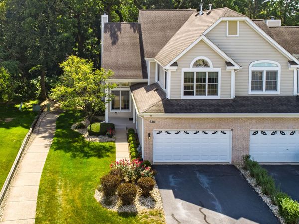 538 Harlowe Lane , Naperville, IL 60565