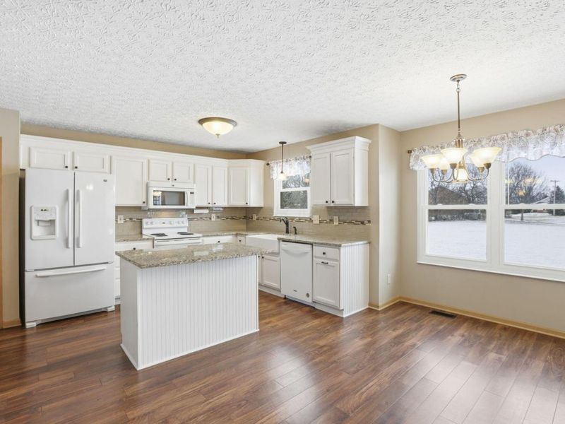 6534 Hemmingford Drive, Canal Winchester, OH 43110 Photo 17