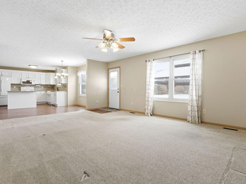 6534 Hemmingford Drive, Canal Winchester, OH 43110 Photo 28