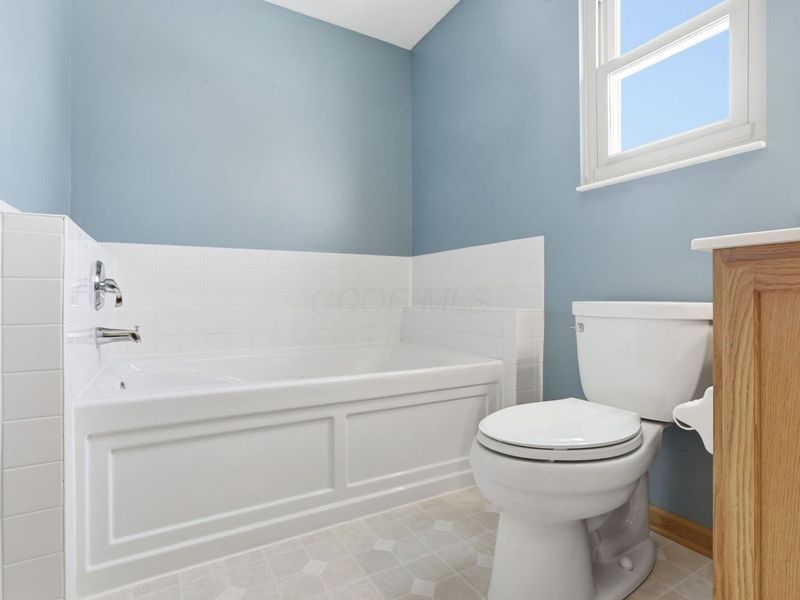 6534 Hemmingford Drive, Canal Winchester, OH 43110 Photo 39