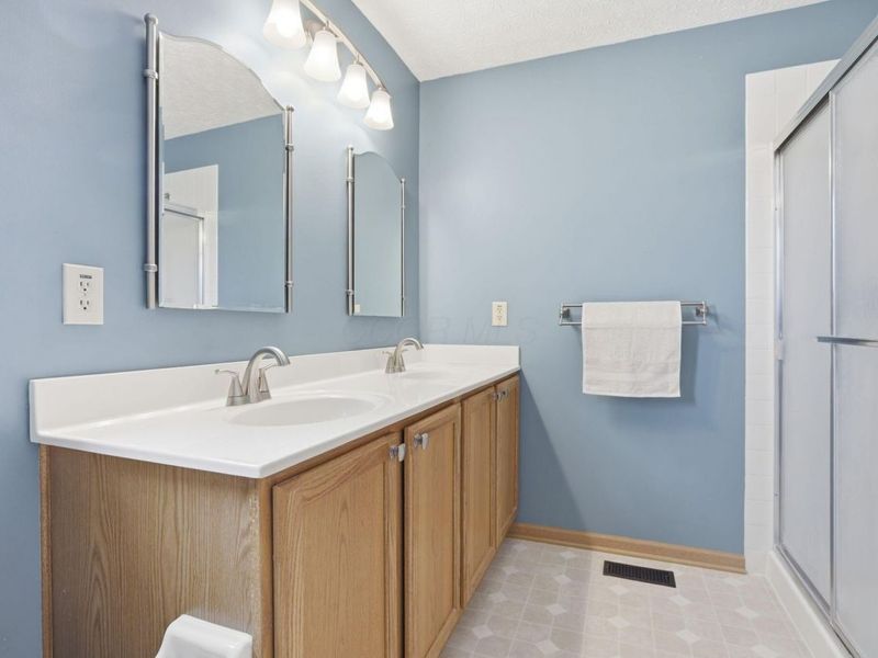 6534 Hemmingford Drive, Canal Winchester, OH 43110 Photo 40