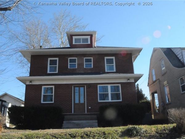 1812 Cliffview Avenue, Charleston, WV 25387