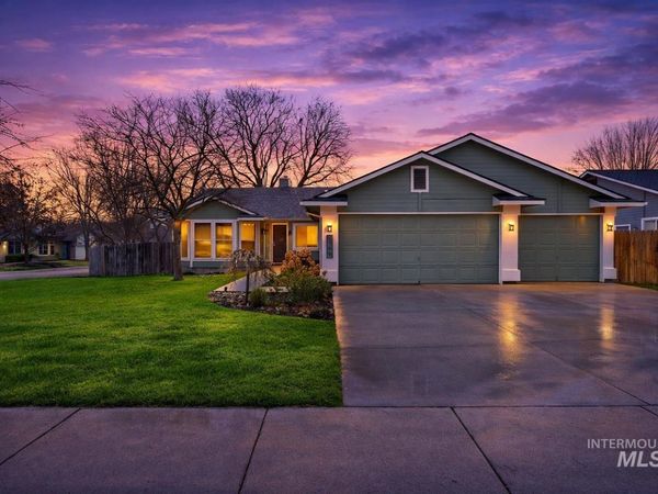 5799 W Drawbridge Dr, Boise, ID 83703