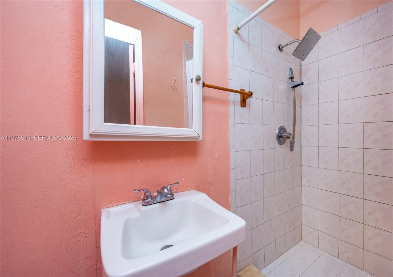 1780 SW 23rd St, Miami, FL 33145 Photo