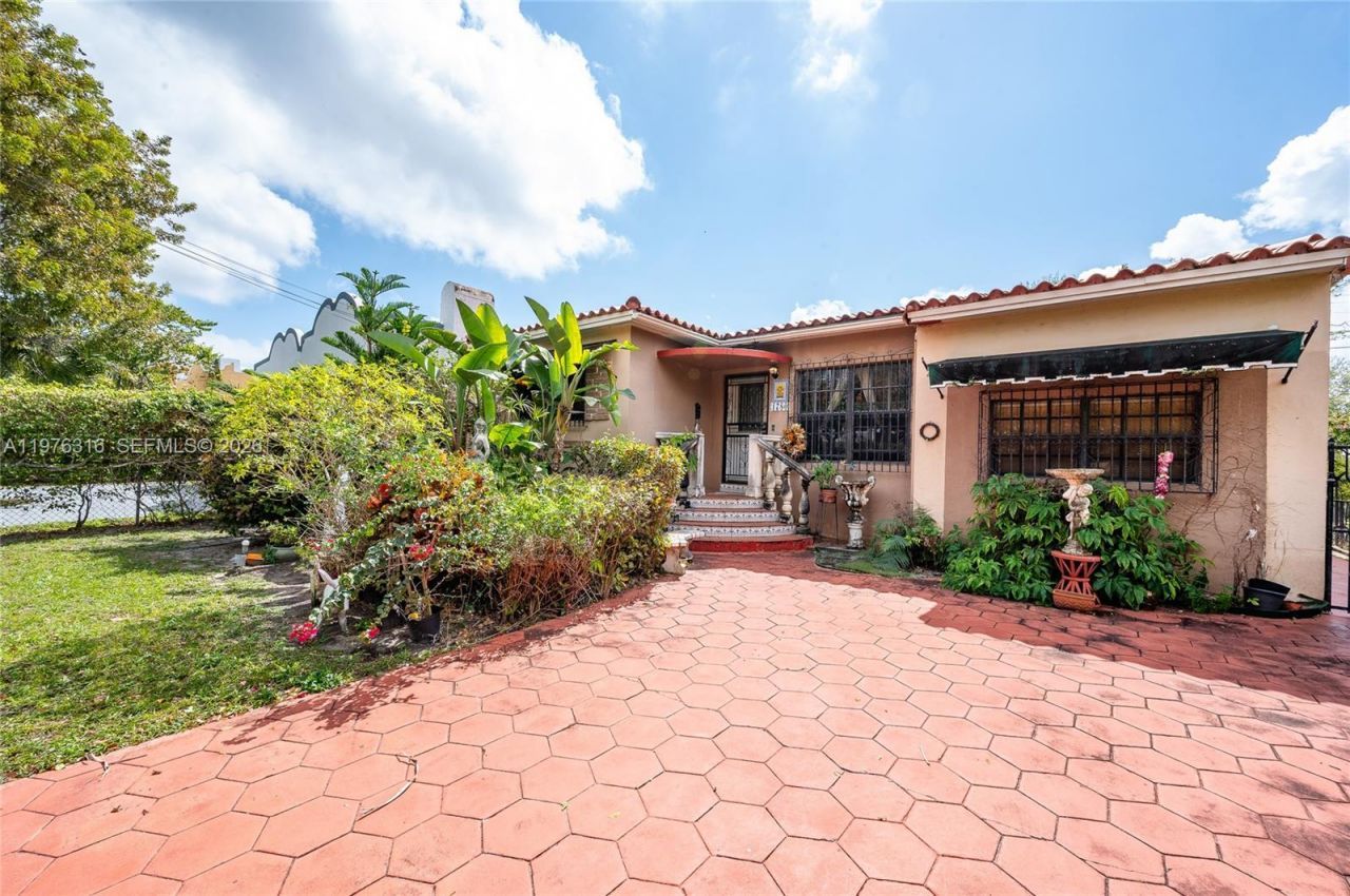 1780 SW 23rd St, Miami, FL 33145 Photo