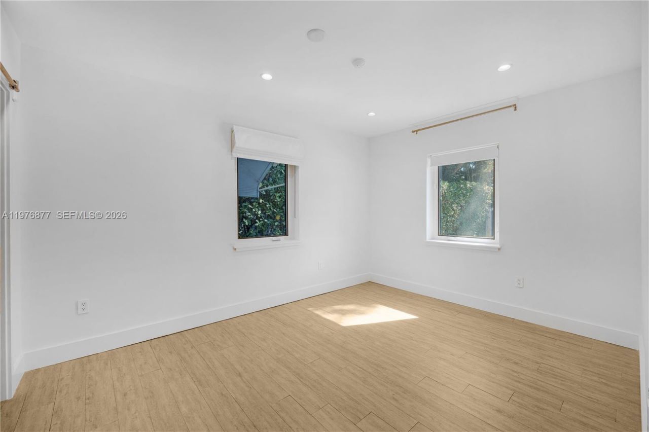 6476 SW 10th Ter , West Miami, FL 33144 Photo