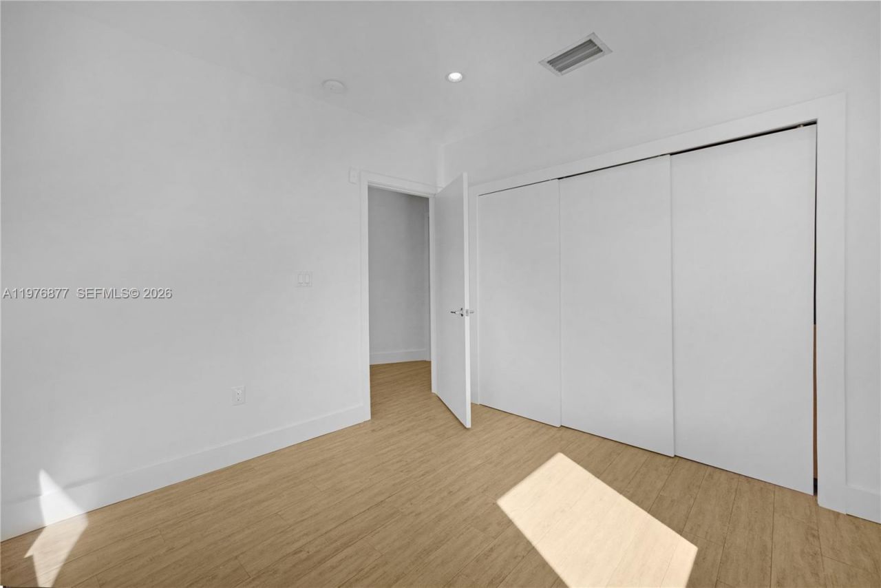 6476 SW 10th Ter , West Miami, FL 33144 Photo