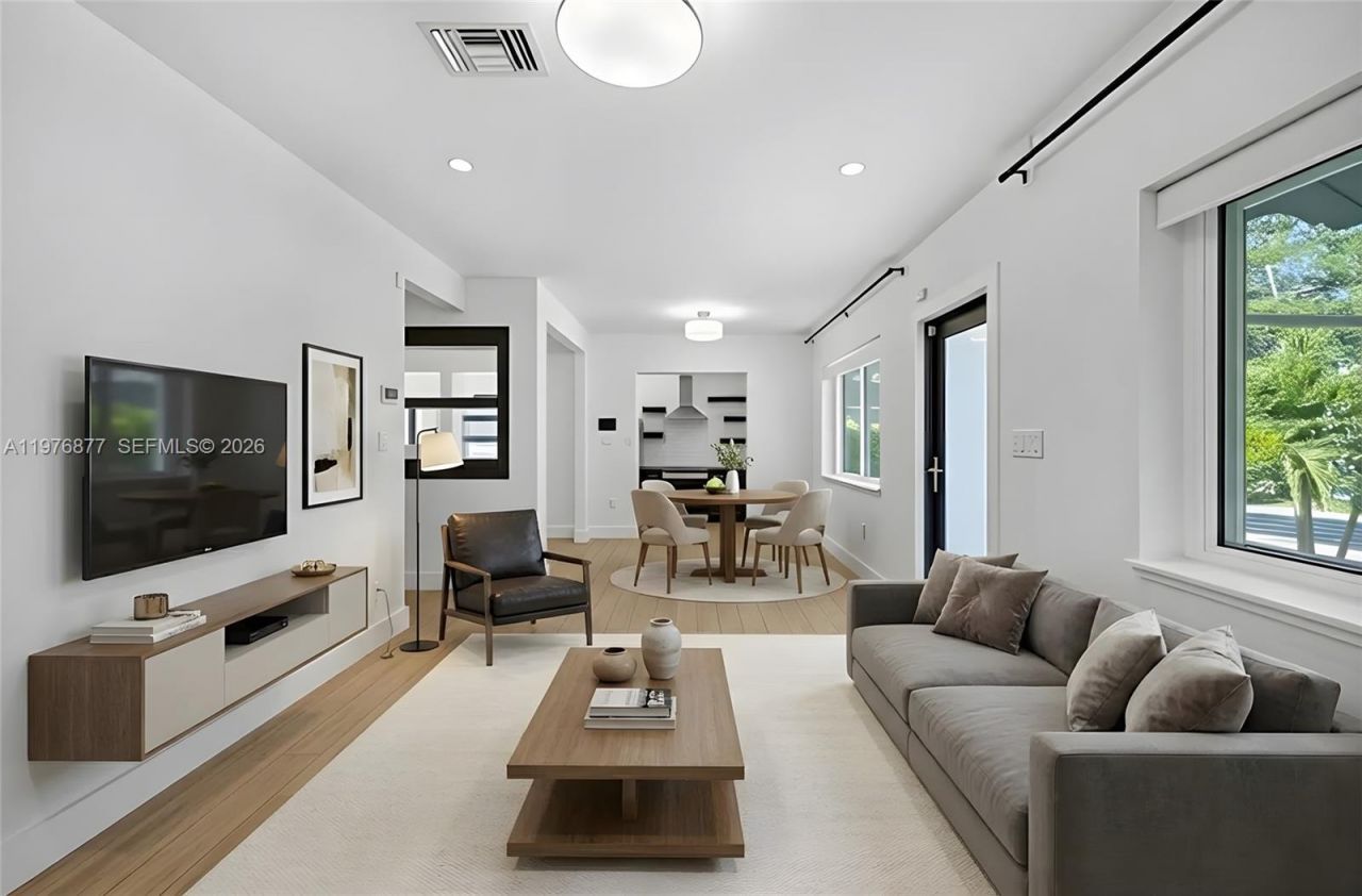 6476 SW 10th Ter , West Miami, FL 33144 Photo