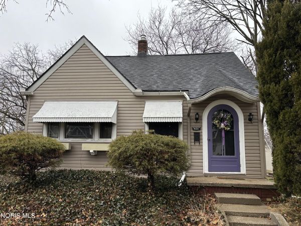 435 W 3rd Street , Perrysburg, OH 43551