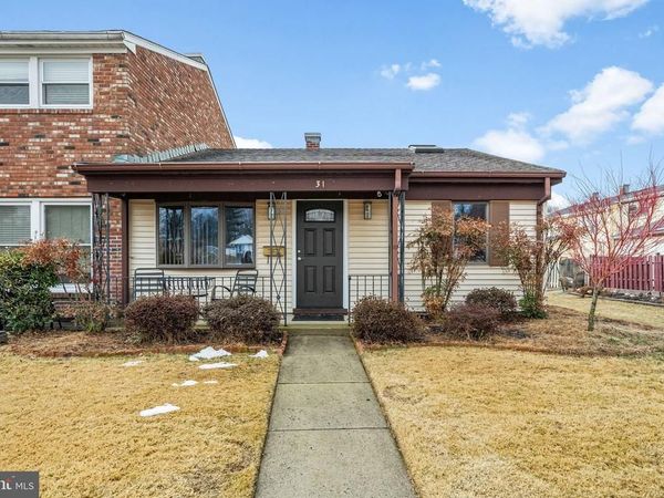 31 FAIRMOUNT DRIVE, WILLINGBORO, NJ 08046