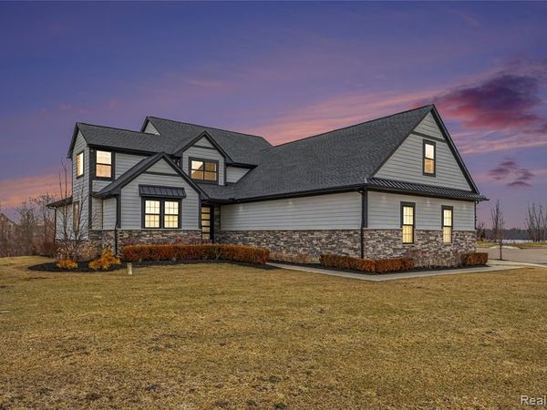 14270 Wright Drive, Fenton Twp, MI 48451