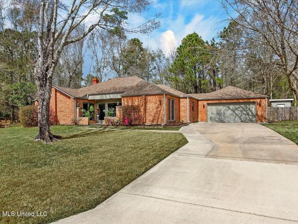67163 E Diamondhead Drive, Diamondhead, MS 39525