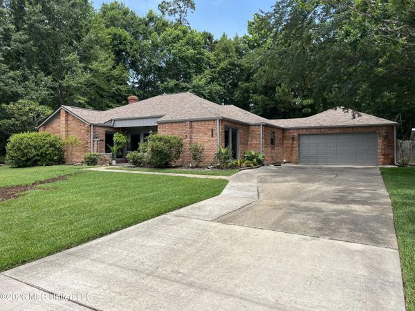 67163 E Diamondhead Drive, Diamondhead, MS 39525