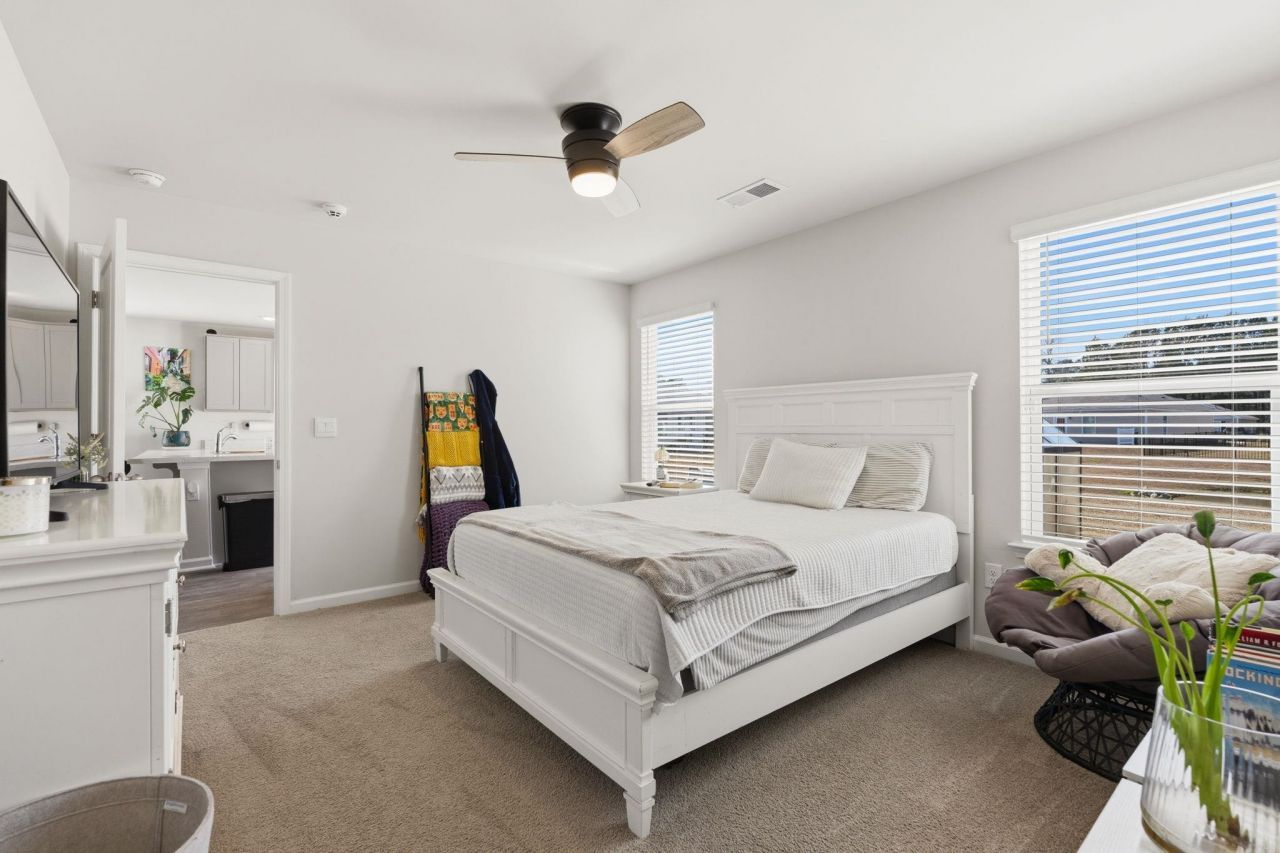 136 Bud Dr.  Photo 6