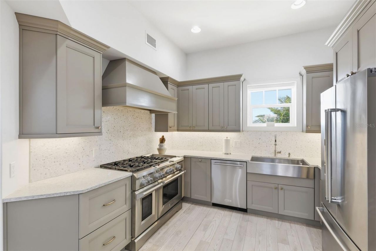 2142 Villa Way, New Smyrna Beach, FL 32169 Photo