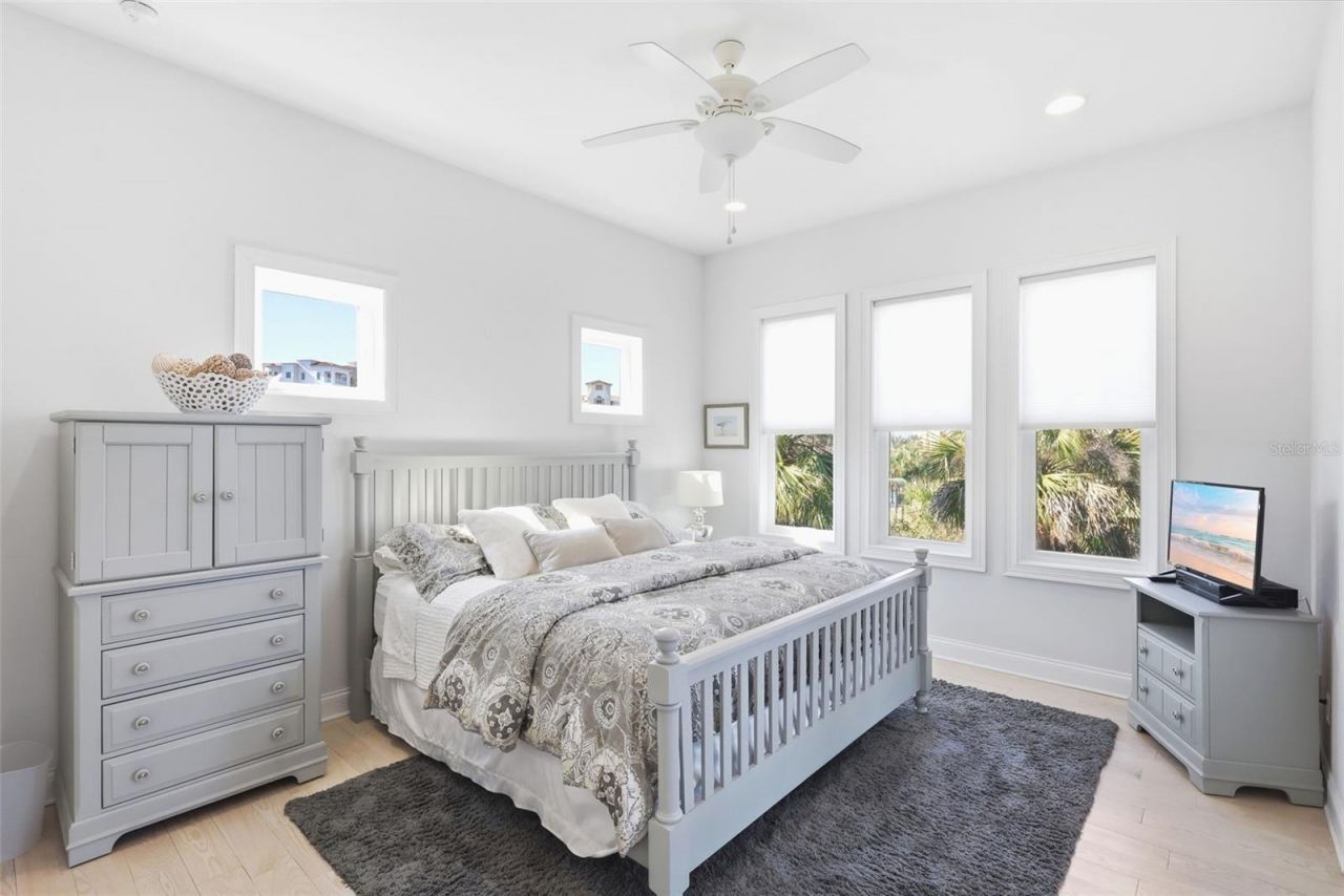 2142 Villa Way, New Smyrna Beach, FL 32169 Photo