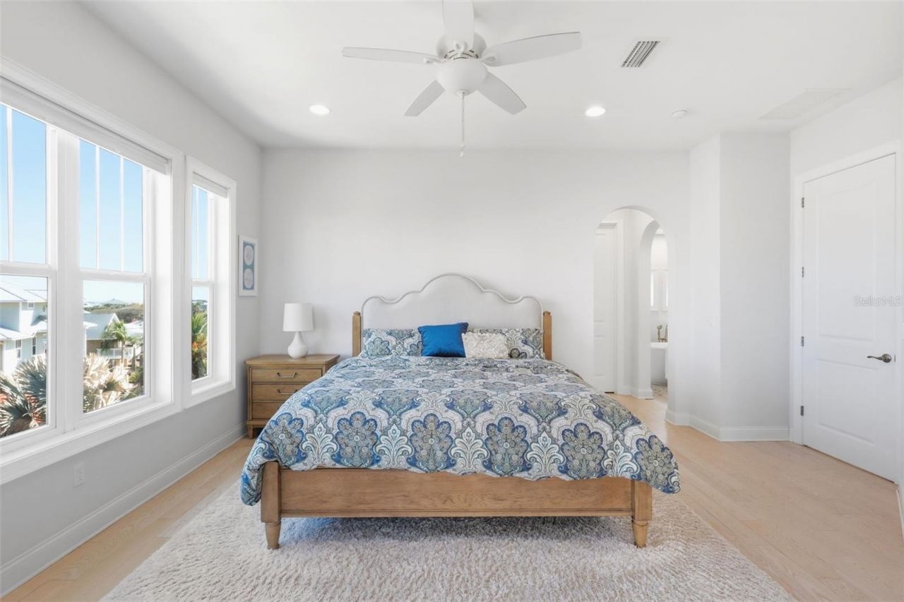 2142 Villa Way, New Smyrna Beach, FL 32169 Photo