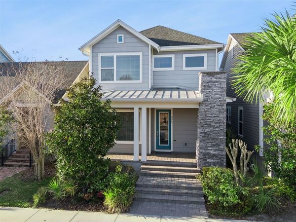 8863 LAUREATE BOULEVARD , ORLANDO, FL 32827