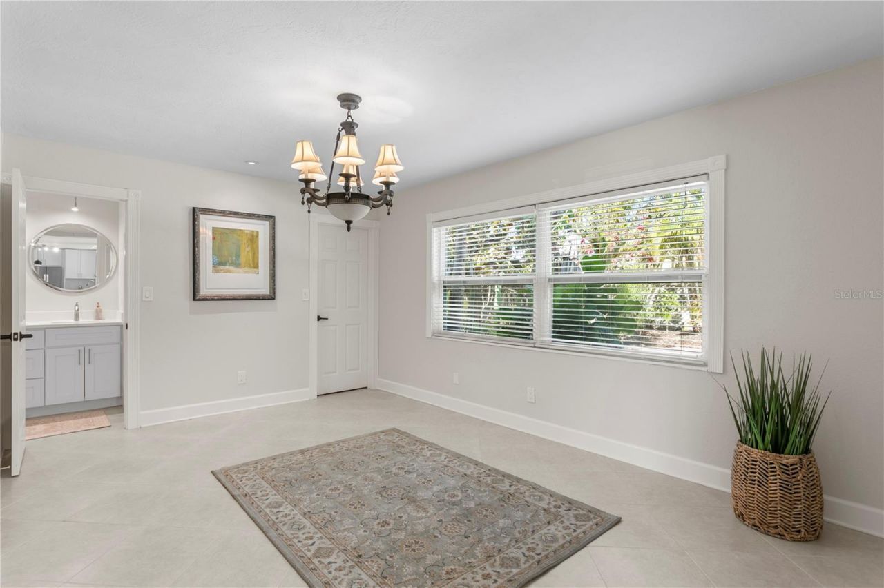 6604 Blue Heron Drive S, Saint Petersburg, FL 33707 Photo