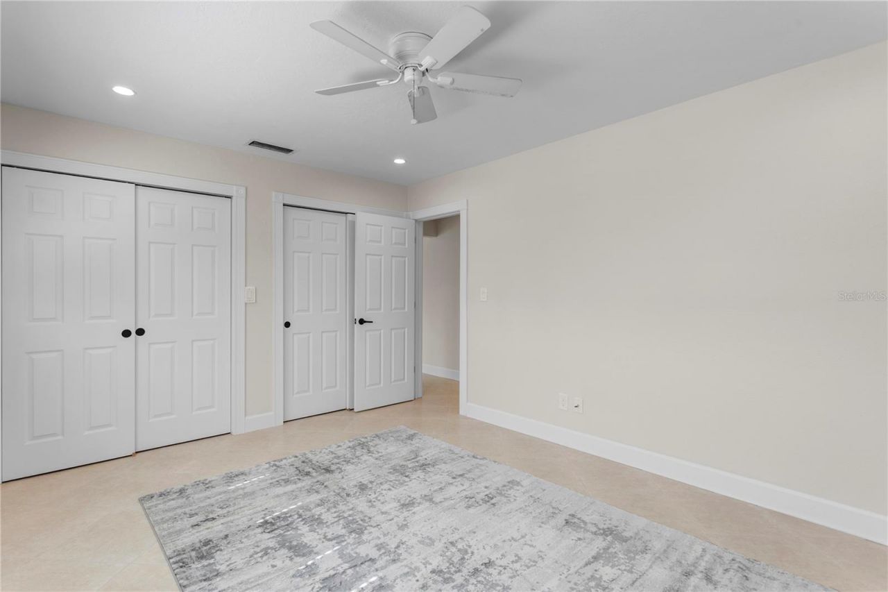 6604 Blue Heron Drive S, Saint Petersburg, FL 33707 Photo